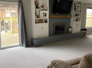 1758 E Cardinal St, Springfield, MO 65804