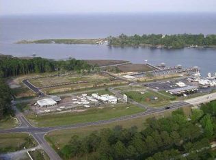 W Gate Dr, Theodore, AL 36582