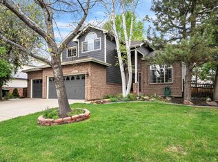 2233 Bluebird Dr, Longmont, CO 80504