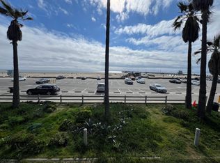 3205 Ocean Front Walk APT B, Venice, CA 90292