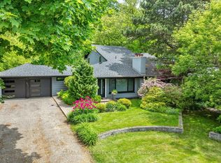 821 Parkland Ave, Mississauga, ON L5H 3G6