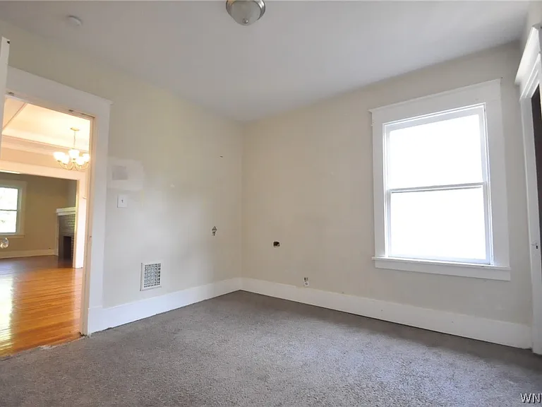 9 Wellington Rd — Photo 14