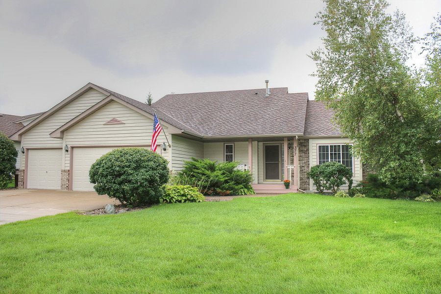 Wonderful Woodbury Home
