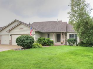 377 Pendryn Hill Curv, Woodbury, MN 55125