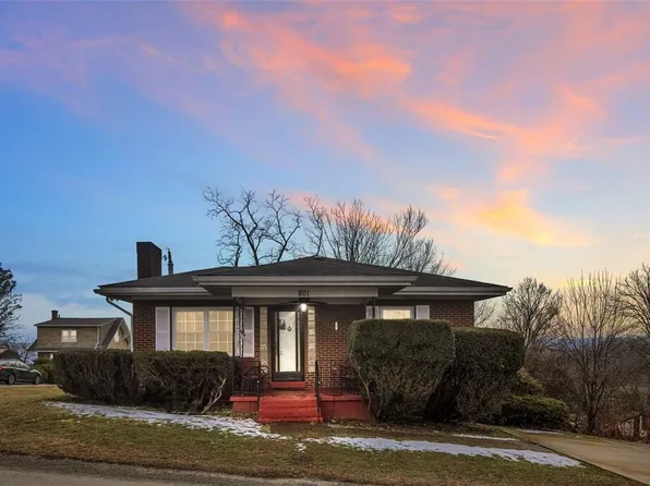 801 9th St, Donora, PA 15033