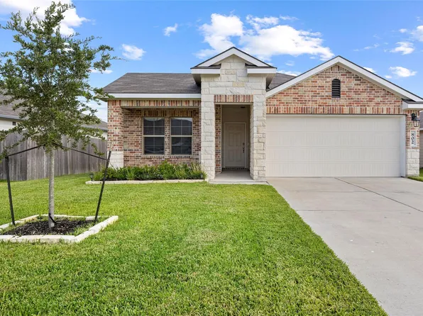 802 Legrand St, Brenham, TX 77833