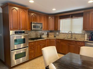 16223 91st St, Howard Beach, NY 11414