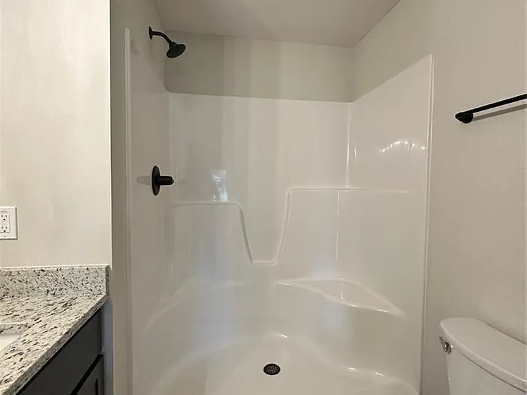 547 Somerset Dr — Photo 9