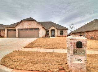 8305 NW 159th St, Edmond, OK 73013