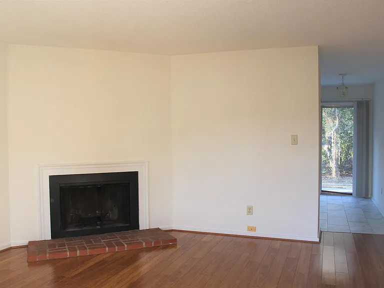 804 N 35th St #B — Photo 8