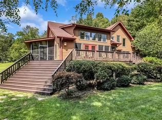 369 Shumont Rd, Black Mountain, NC 28711