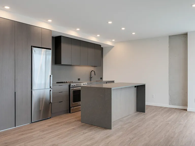 952 Johnson St — Photo 33