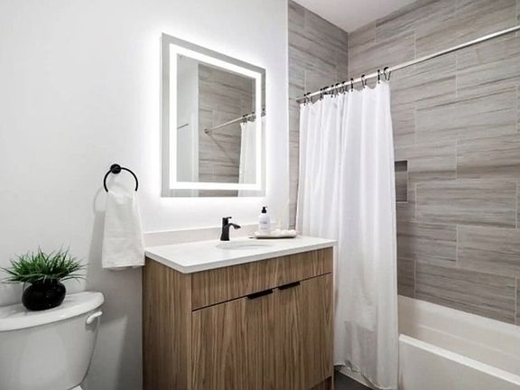 5th image of 310 W Jersey St #501