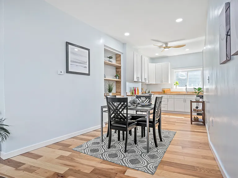 1107 Brabec St — Photo 11