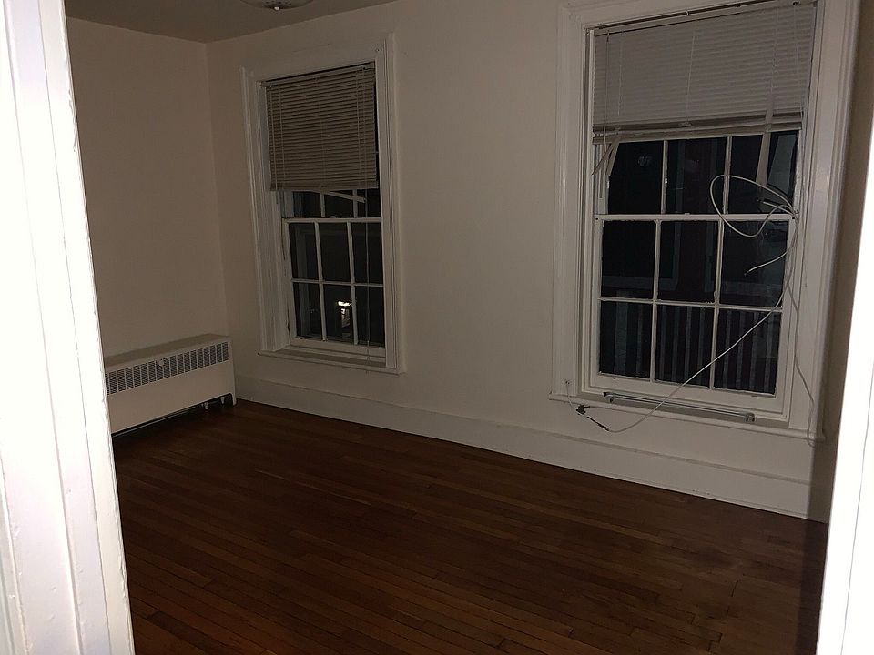 Building Photo 4