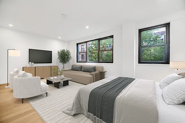 Rented by REAL New York | media 24