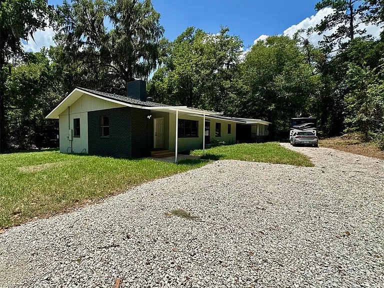 12104 NW US Highway 441 — Photo 1