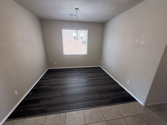 4th image of 11612 Thistledown Rd SE