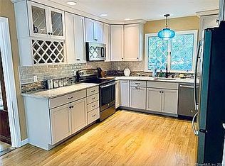 68 Kings Hwy, Shelton, CT 06484