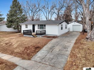 1911 N 63rd St, Lincoln, NE 68505