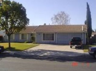 922 N Driftwood Ave, Rialto, CA 92376