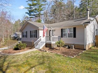 494 Stepp Rd, Hendersonville, NC 28792