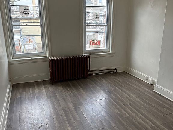 2nd image of 261 Elmer St Floor 2