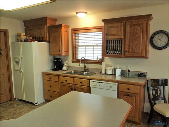2nd image of 744 Greystone Dr