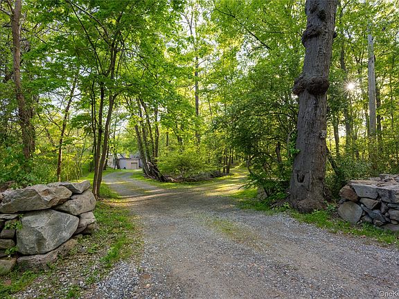 5th image of 61 Indian Brook Road