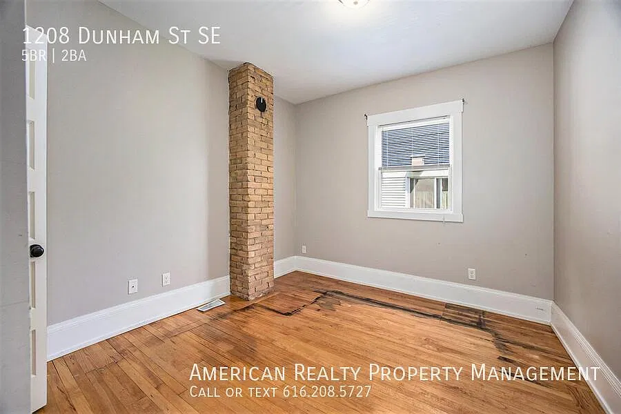 5 bed, 1560 sqft, $3,050 — Photo 4