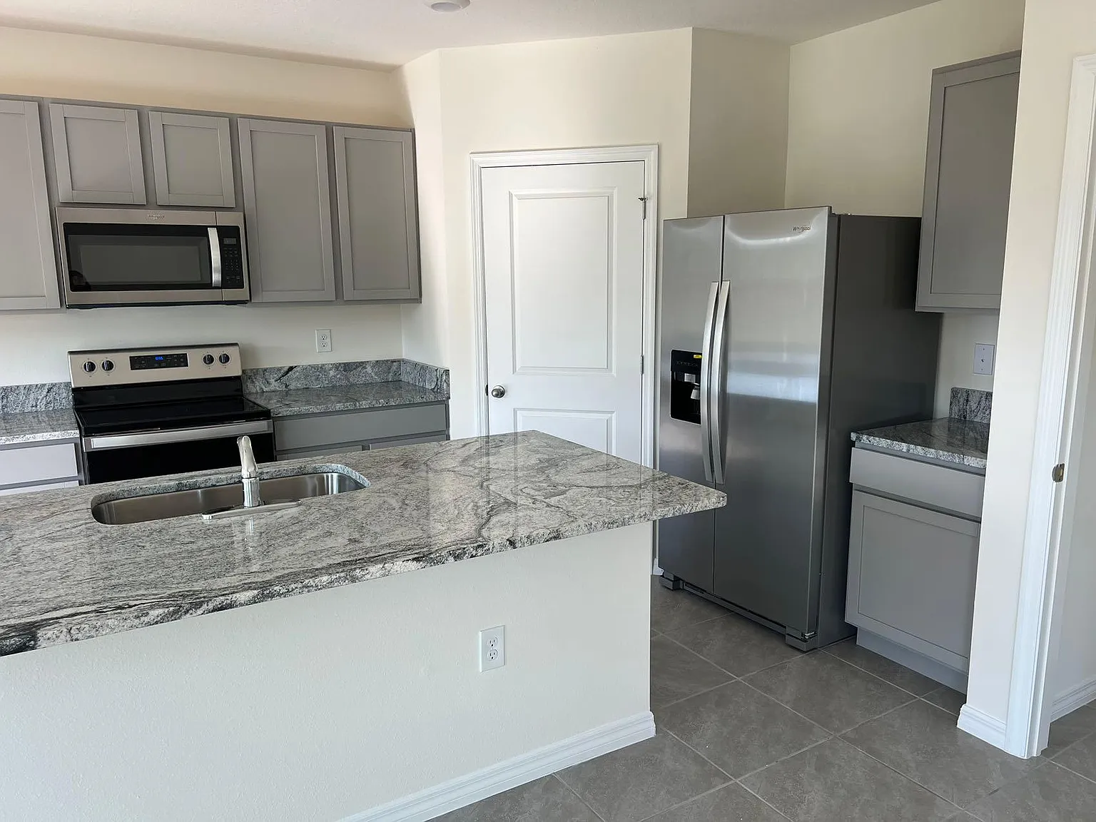 10767 Penny Gale Loop — Photo 2