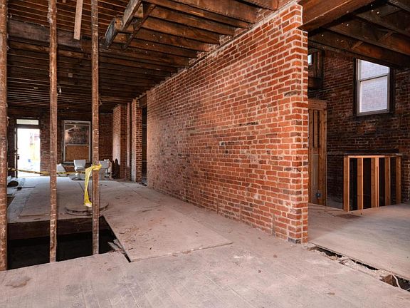 3rd image of 1137 Fair Ave
