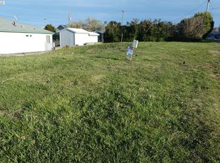 29448 Russell St, Gold Beach, OR 97444