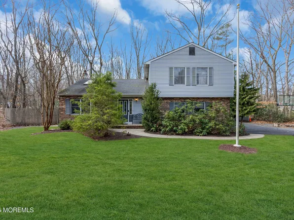 11 Oakwood Drive, New Egypt, NJ 08533