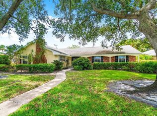 222 Fairway W, Tequesta, FL 33469