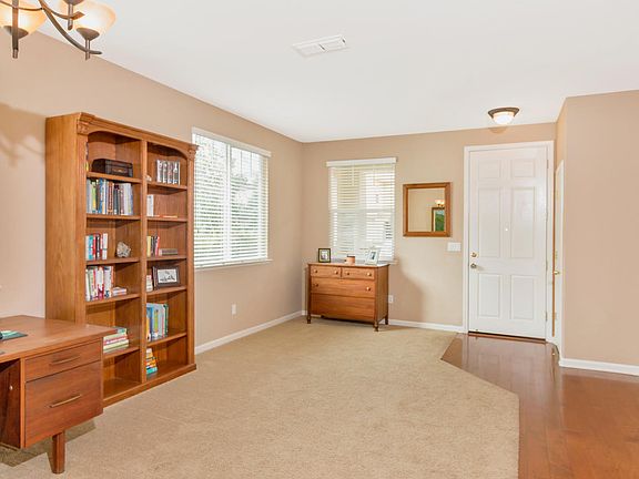 2nd image of 1261 Waverton Ln
