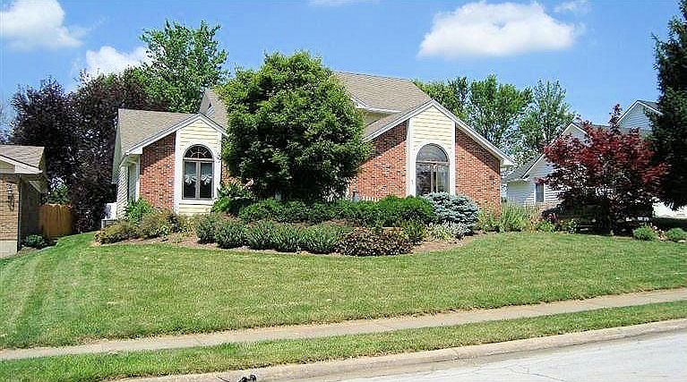1st image of 119 W Ellis Dr