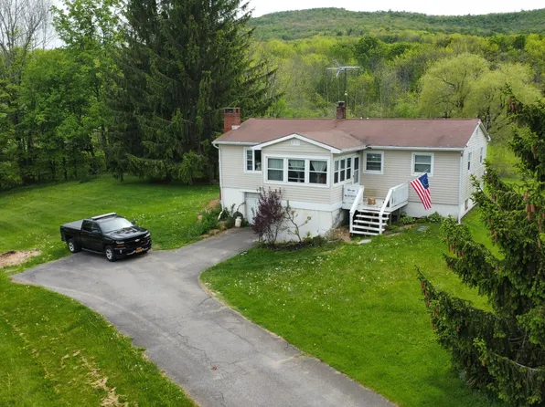 693 NY-10, Jefferson, NY 12093