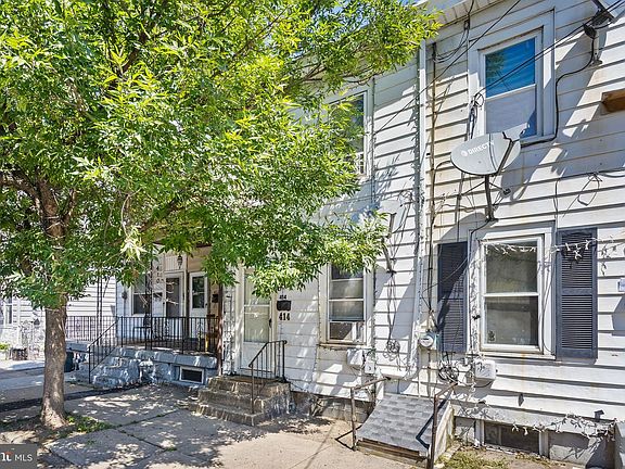 2nd image of 414 Franklin St