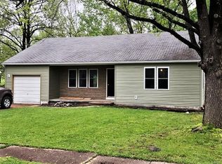 227 Winter Dr, Saint James, MO 65559
