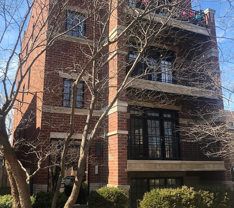 1st image of 4750 N Hermitage Ave APT 2