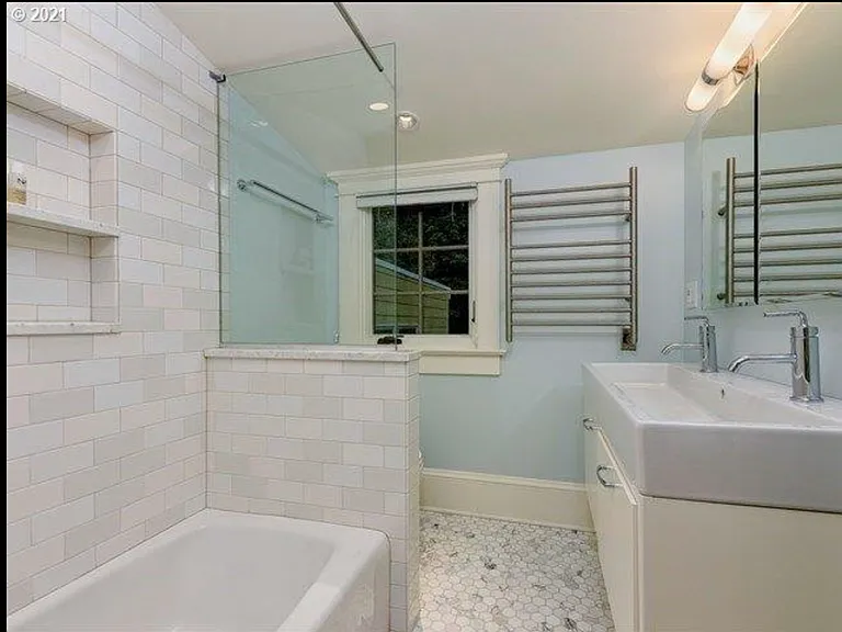 Top floor bathroom.