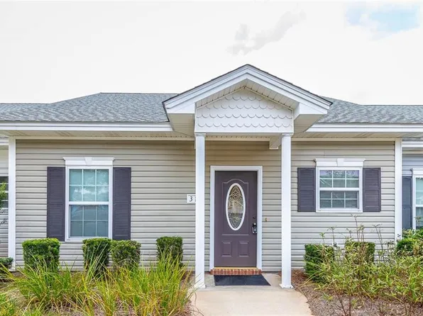 310 Moss Creek Ln, Brunswick, GA 31520