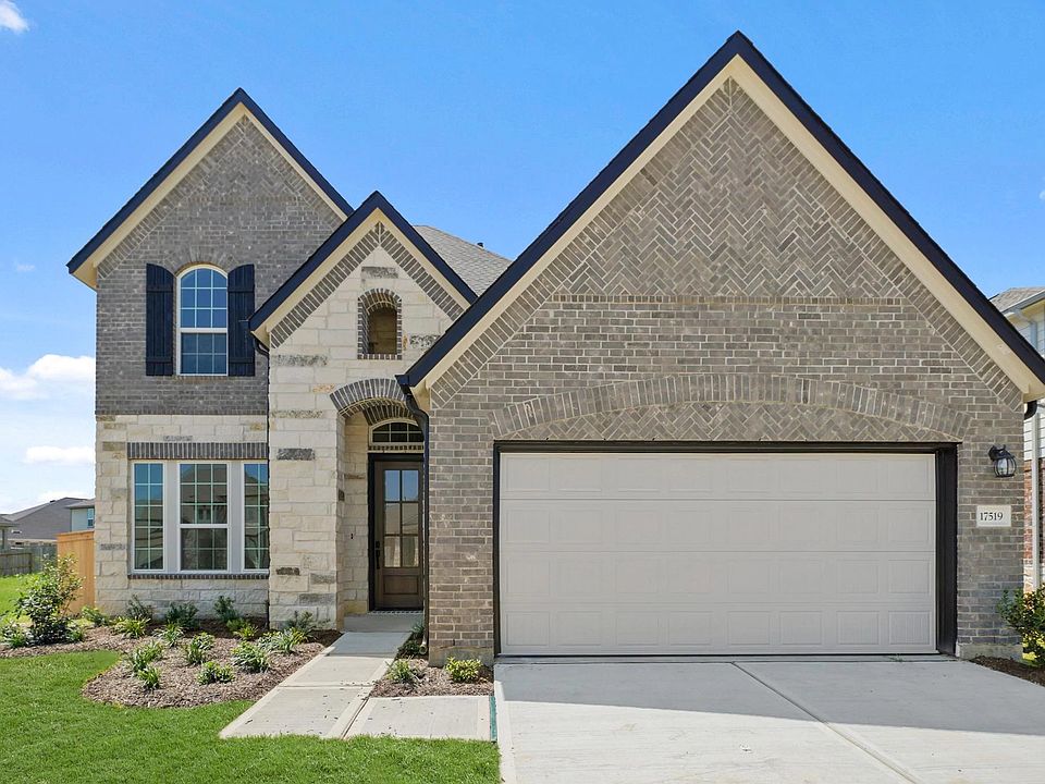 17519 Tulip Willow Way Interior Image 1