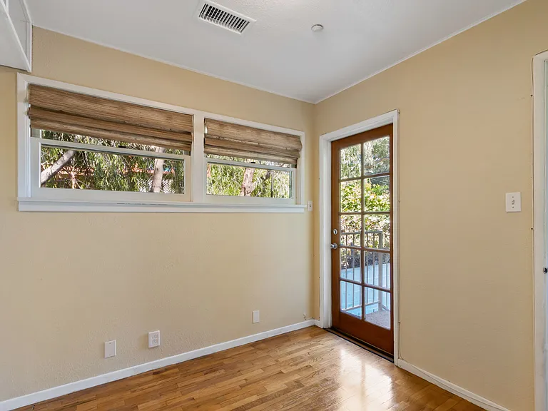 300 Old Ranch Rd — Photo 17