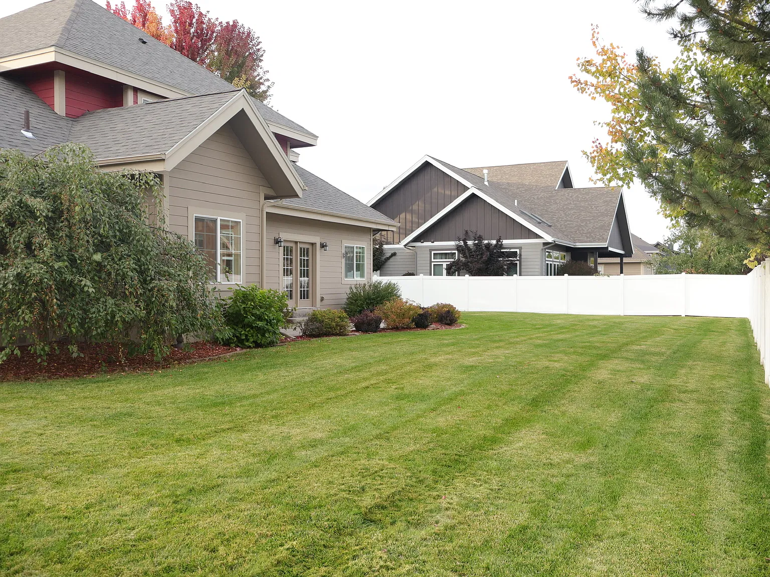 5 bed, 2917 sqft, $4,000 — Photo 3