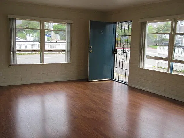 Studio, 480 sqft, $2,700 — Photo 1