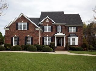 901 Olive Mill Ln, Matthews, NC 28104