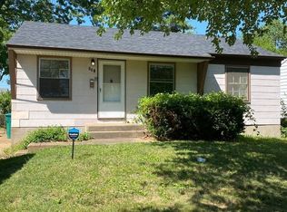 231 Midlothian Rd, Saint Louis, MO 63137