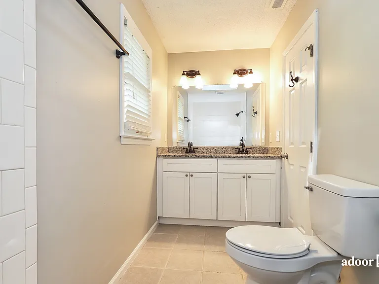 4219 Queen Victoria Pl — Photo 10